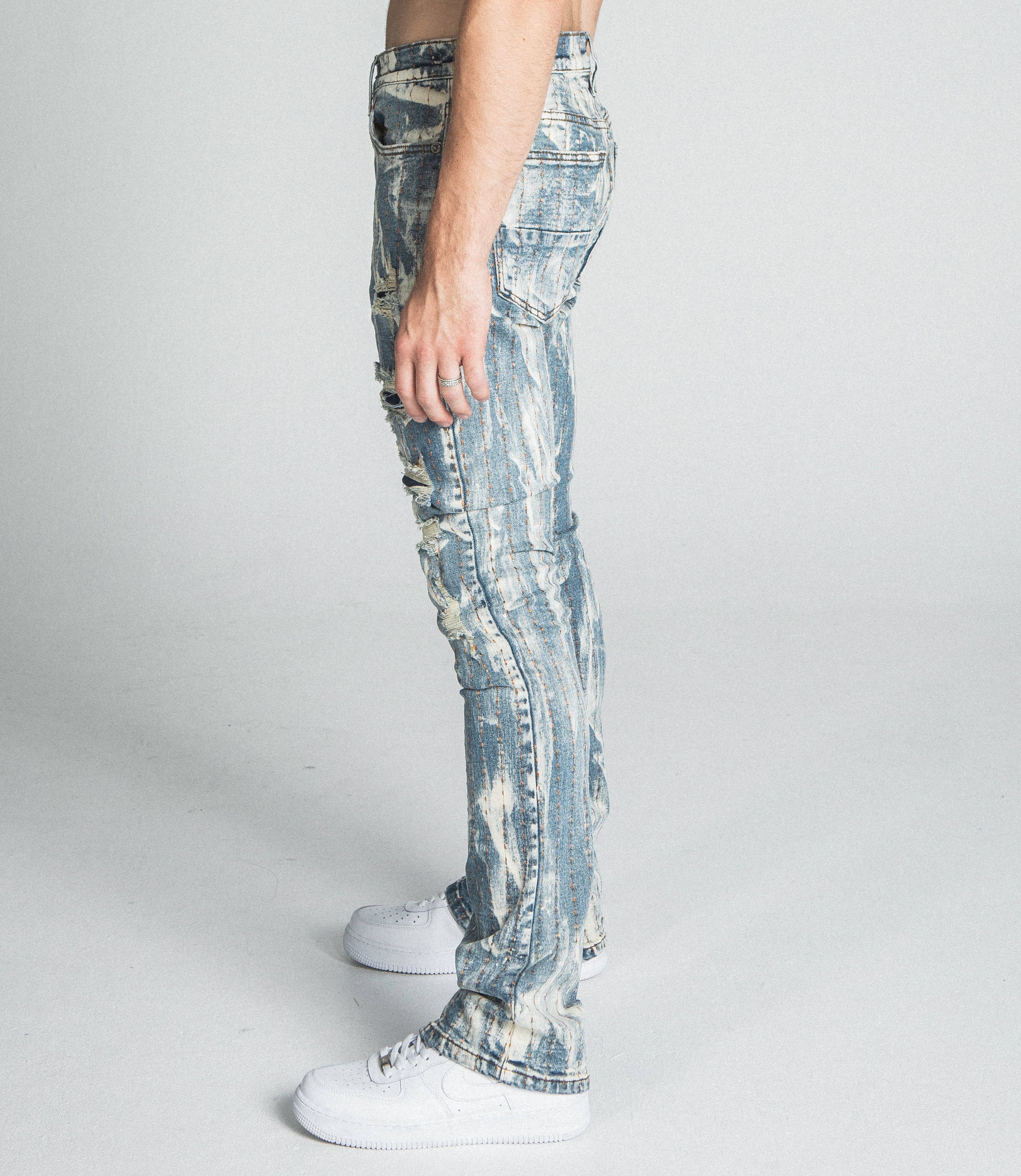 AJ17SK Thread Line Stacked Jeans