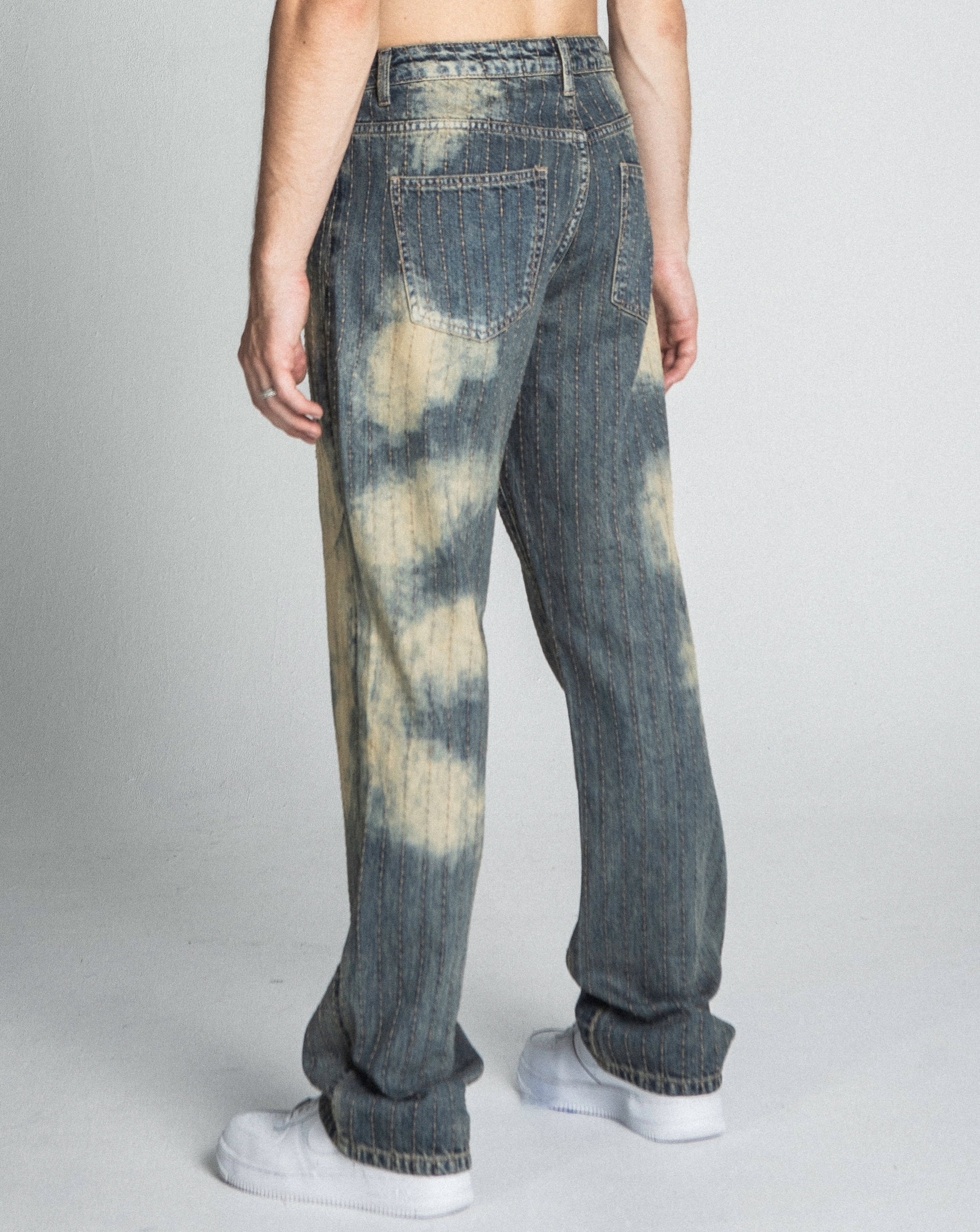 AJ01L-3 Vintage Thread Line Loose Jeans
