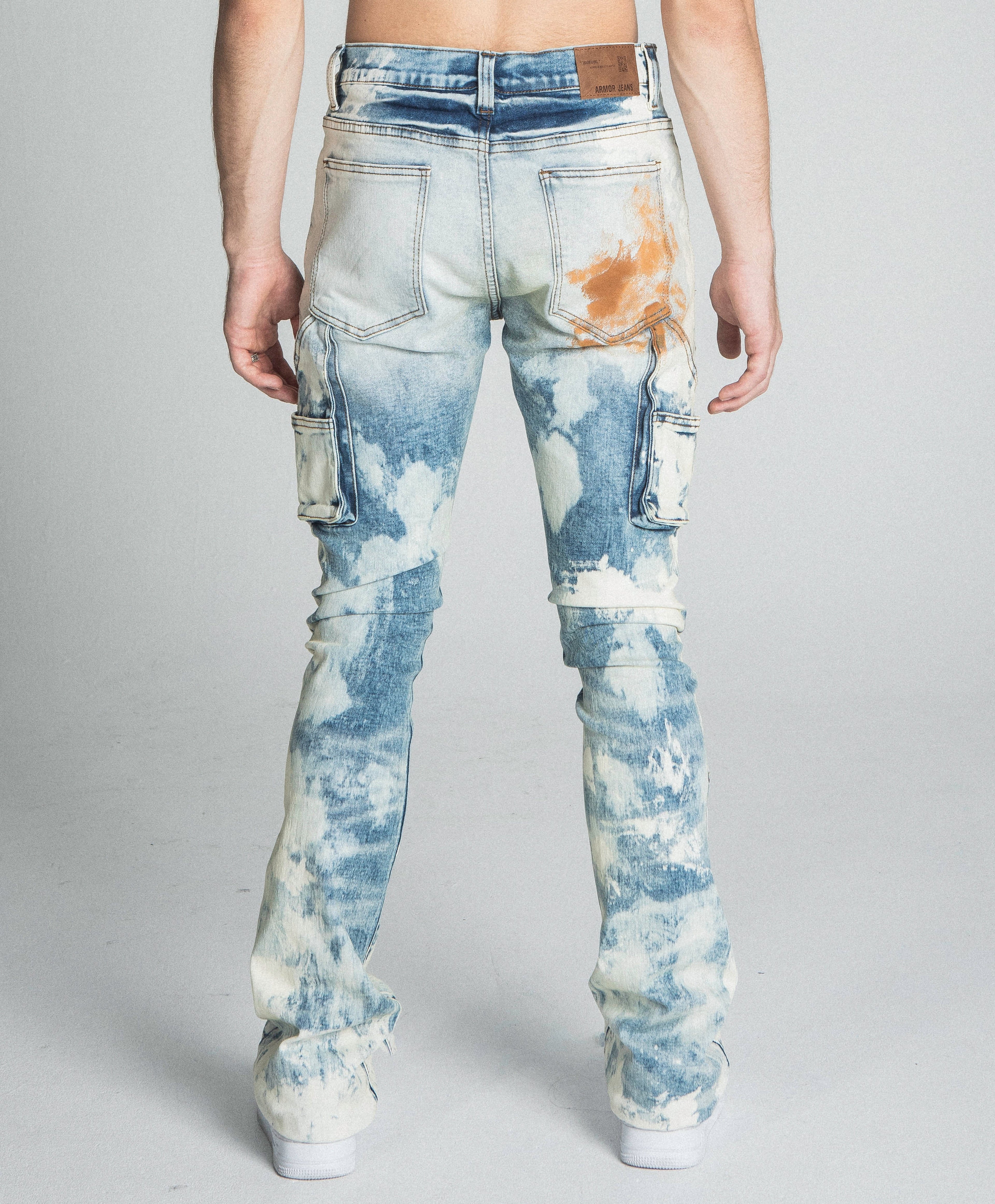 AJ19SK OIL PAINT STACKED JEANS
