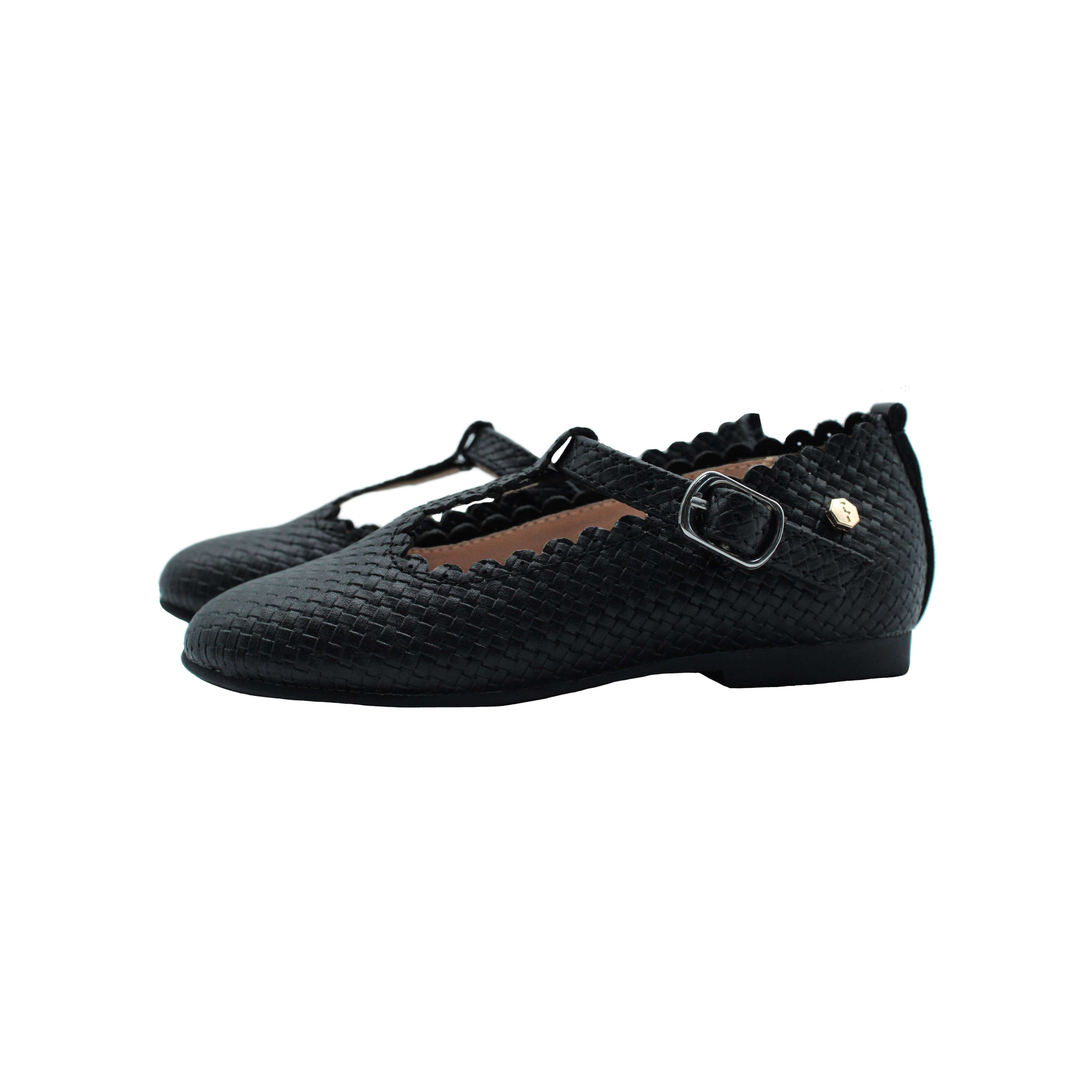 Fintoes Black Weaved Designed Leather T Strap Girls Dress Shoe  For Work And School
