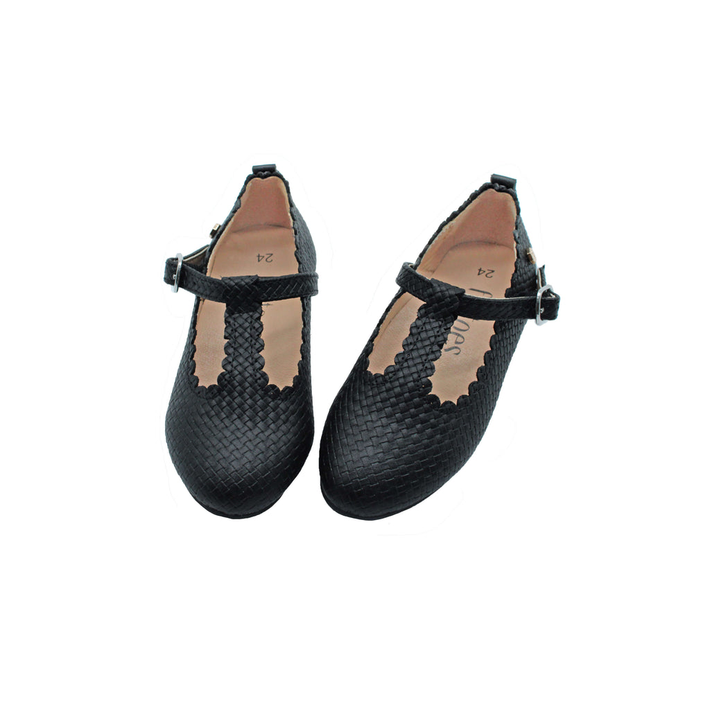 Fintoes Black Weaved Designed Leather T Strap Girls Dress Shoe  For Work And School