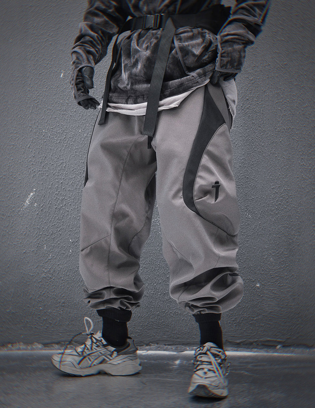 HiP44 Grey Alien Tech Joggers