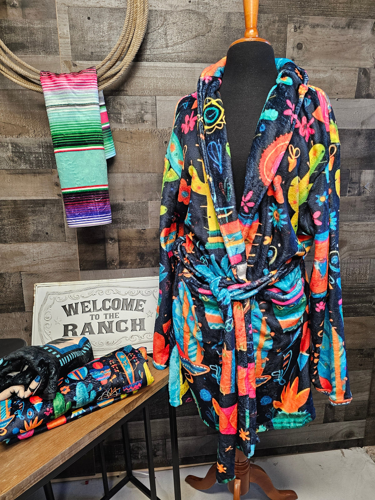 Sample Sale Crazy Cactus Lady Women's Western Bath Robe size LARGE