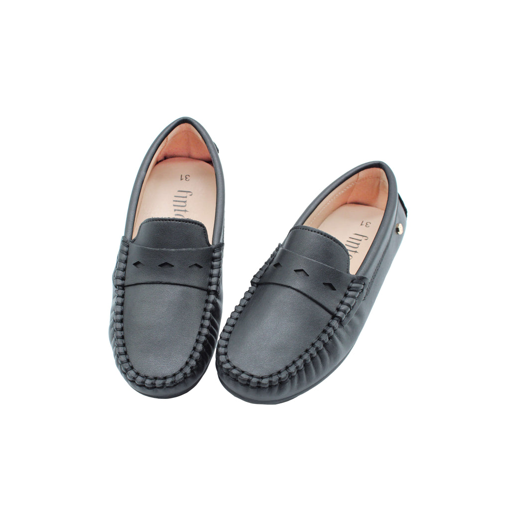 Fintoes Black Leather Loafer For Work And School