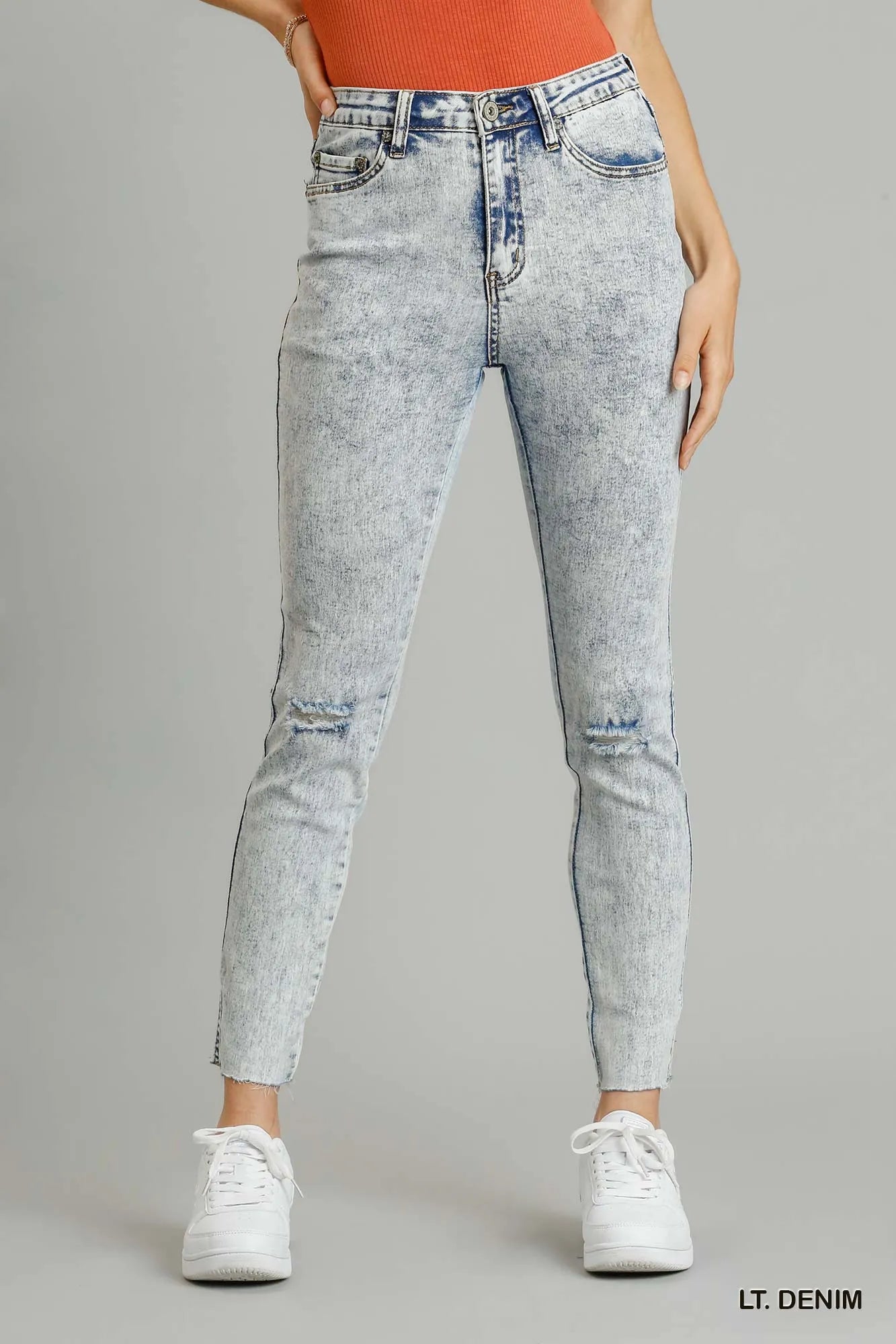 Garden Naked Umgee 5-Pockets Distressed Detail Stretch Denim Skinny Jeans with Unfinished Hem