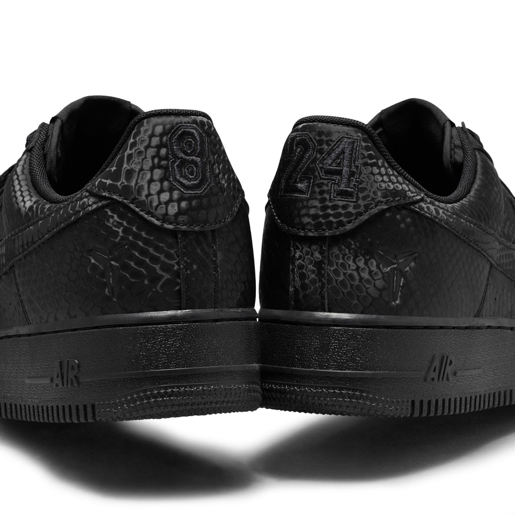 Nike Kobe Bryant Air Force 1 Low - Triple Black