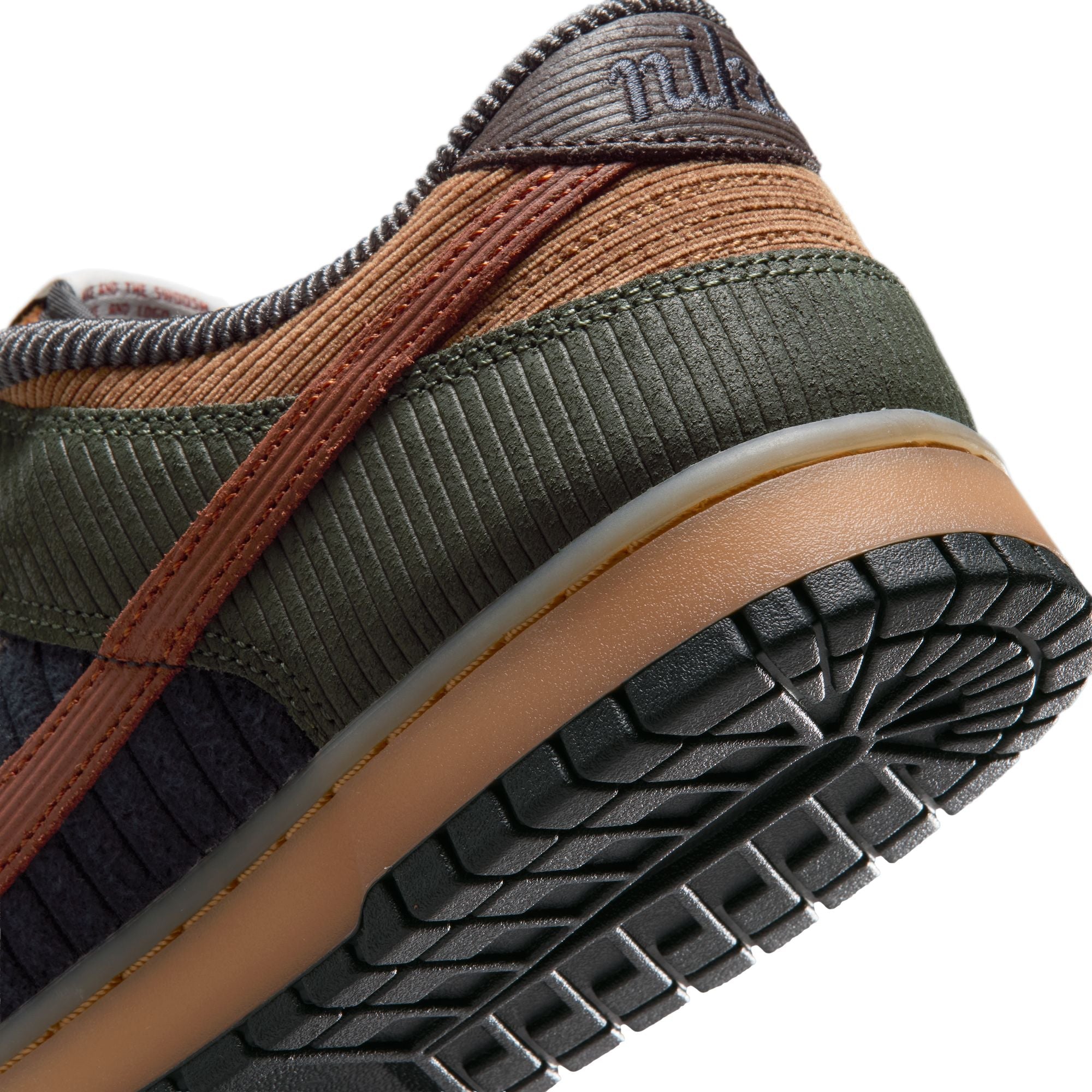 Nike Mens Dunk Low Retro Premium - British Tan