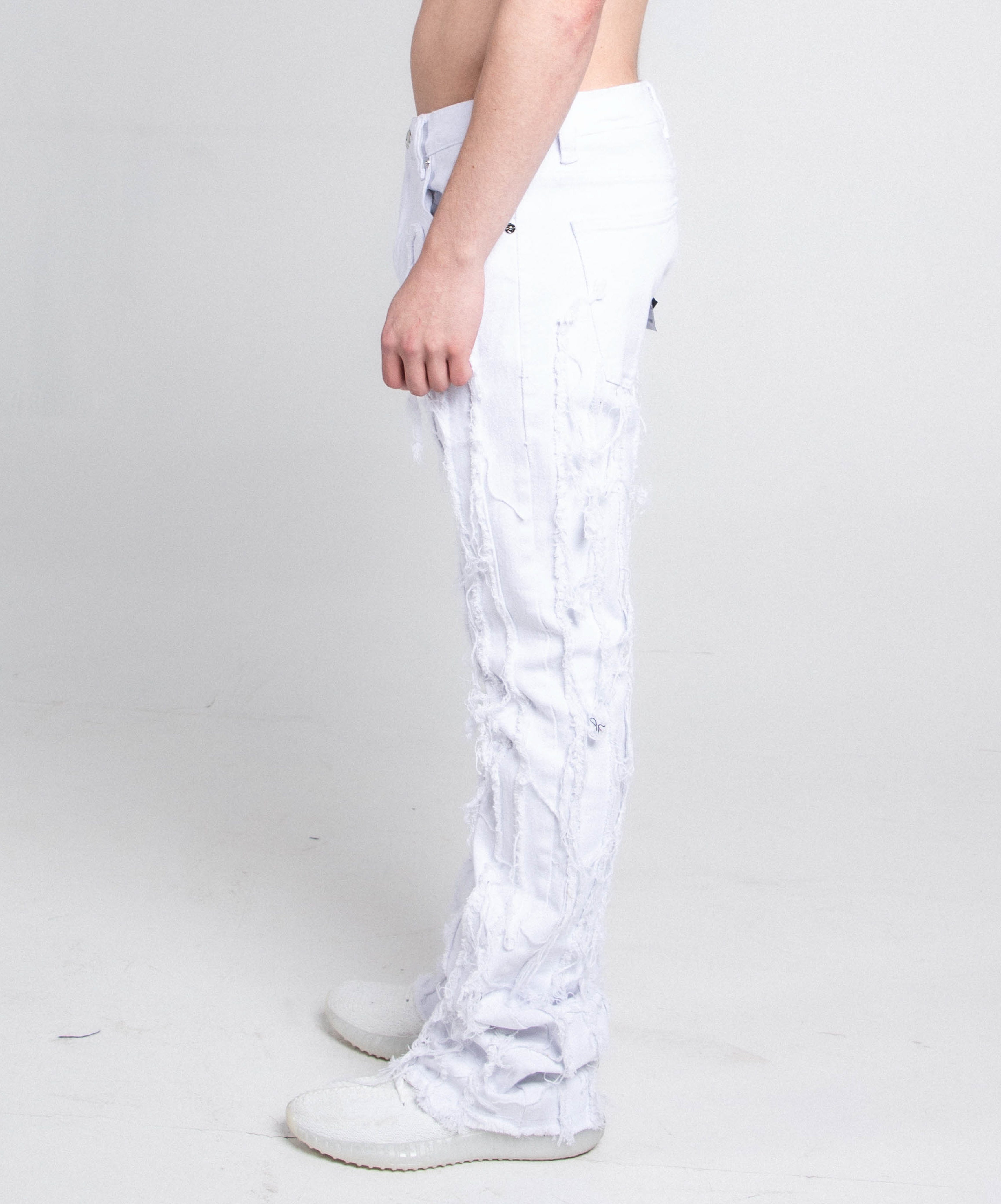 AJ672SK VERTICAL FRAYED STACKED JEANS