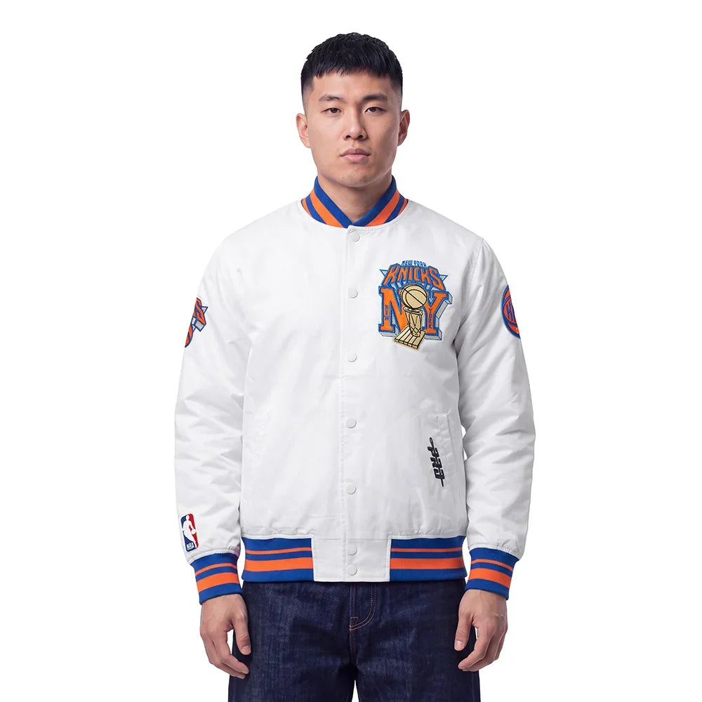 Pro Standard NY Knicks Champs Satin Jacket - White