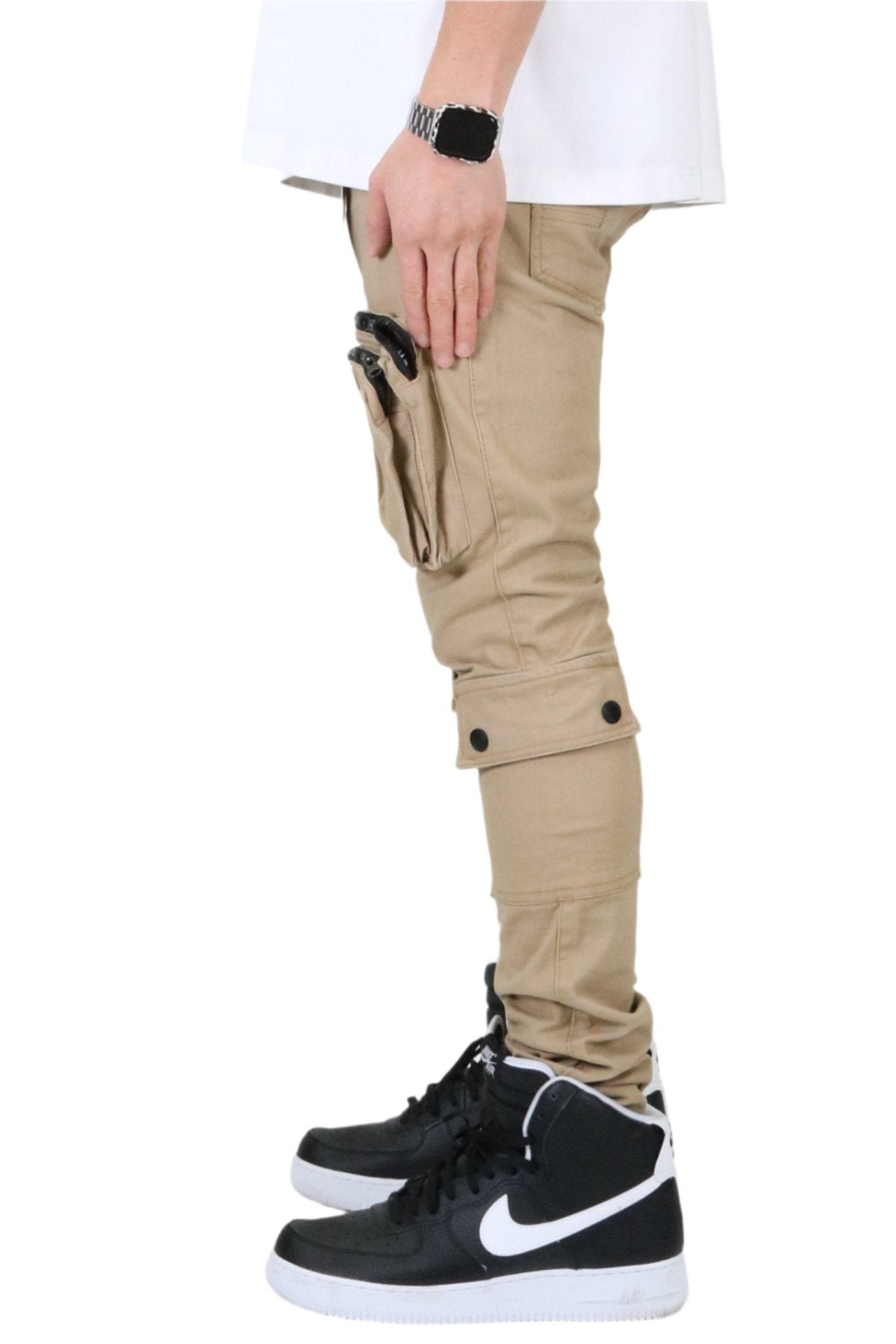 VENGE Men's premium twill khaki cargo pants.