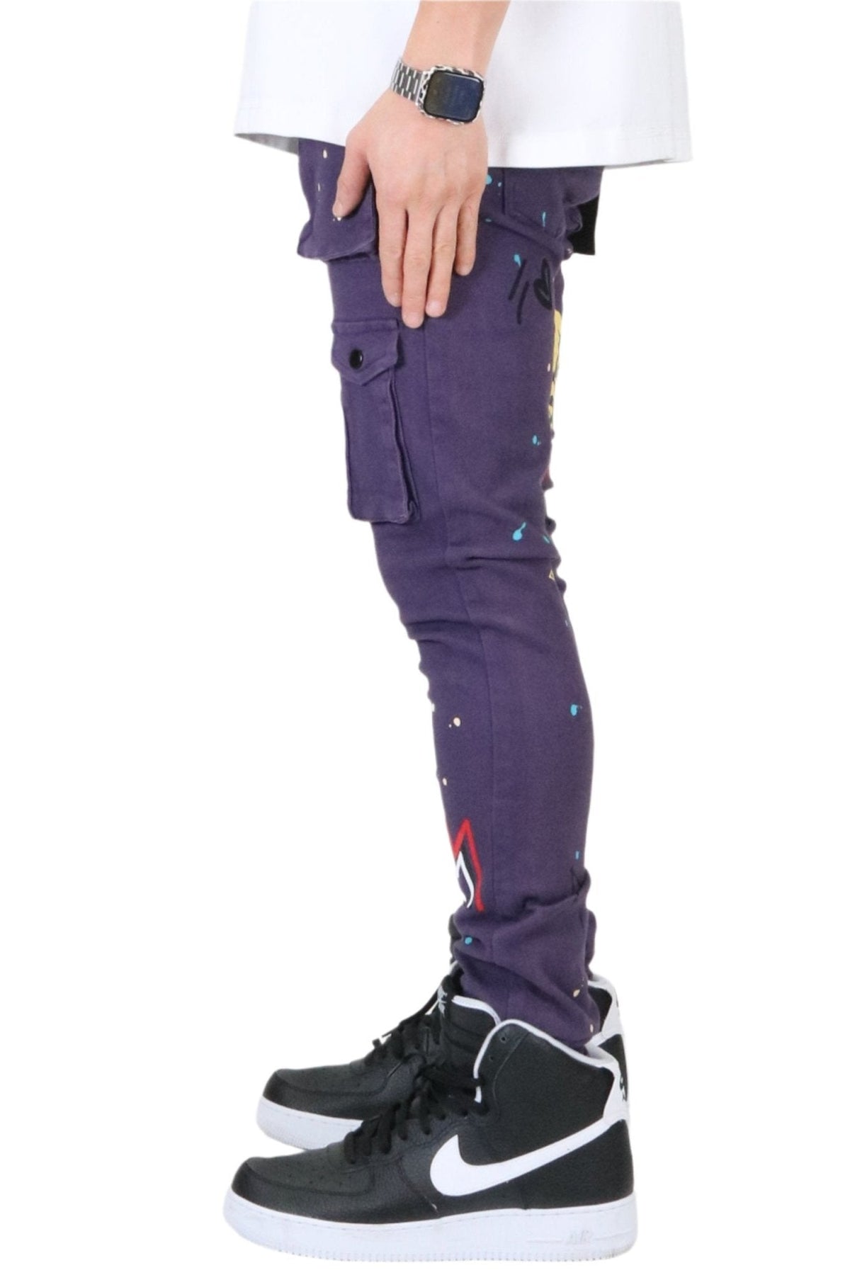 Cardi Men's premium skinny twill cargo pants.