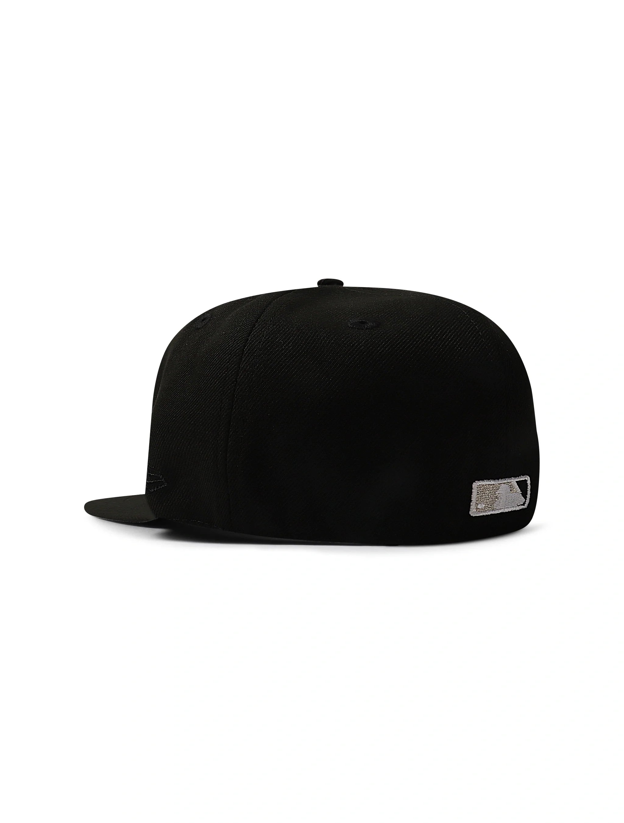 New Era 5950 Dodgers Side LA Metallic Script Hat - Black/Silver