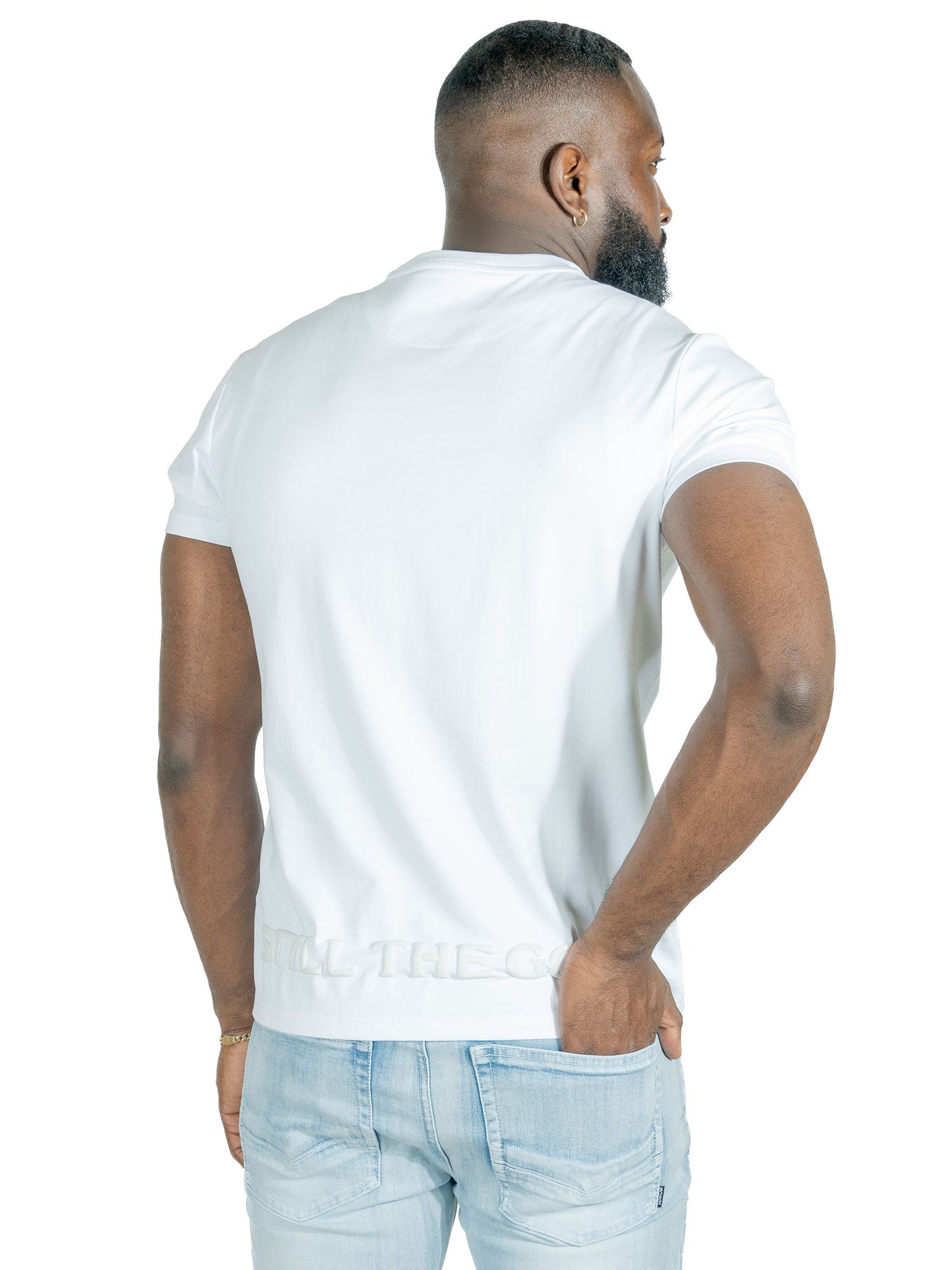 Tee | M399 Notaro Goat - White