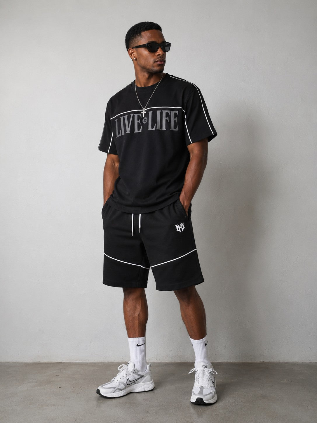 M459 Live Life T-shirt - Black
