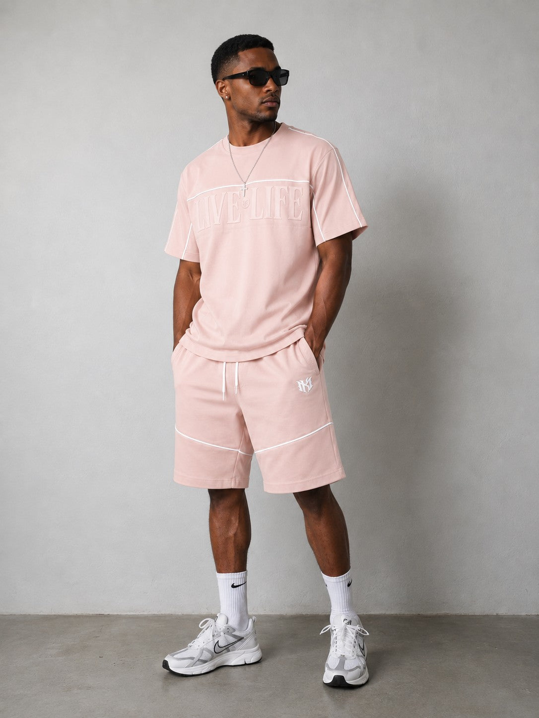 M659 Live Life Shorts - Pink