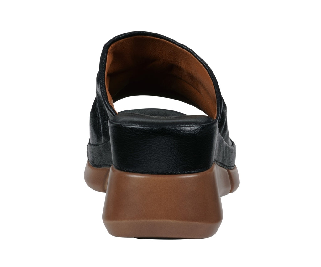 Women's Nora Black Flat