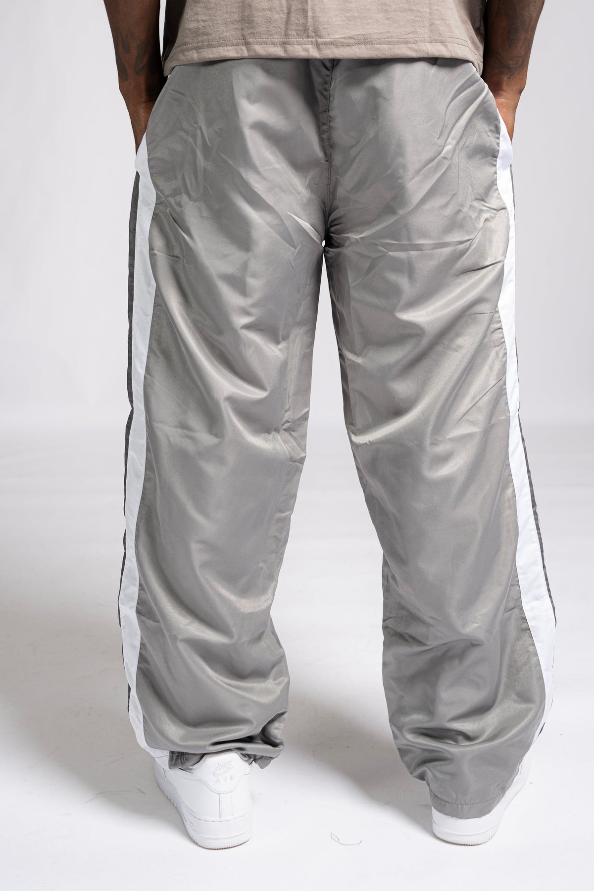Forever Trill 3 Stripe Pants - Gray