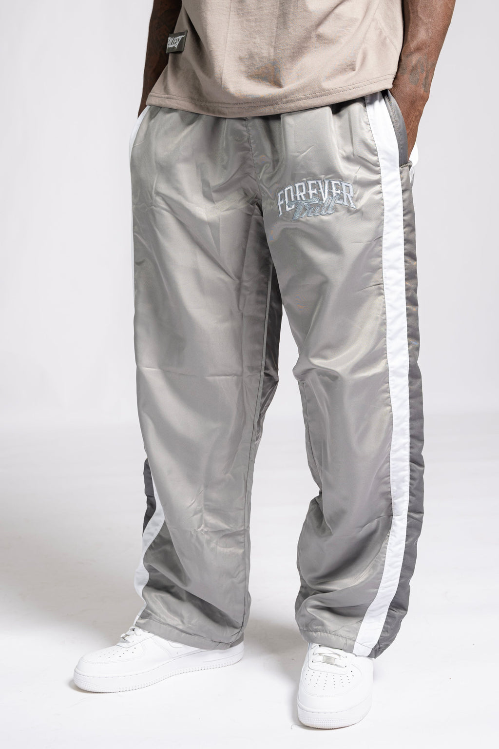 Forever Trill 3 Stripe Pants - Gray