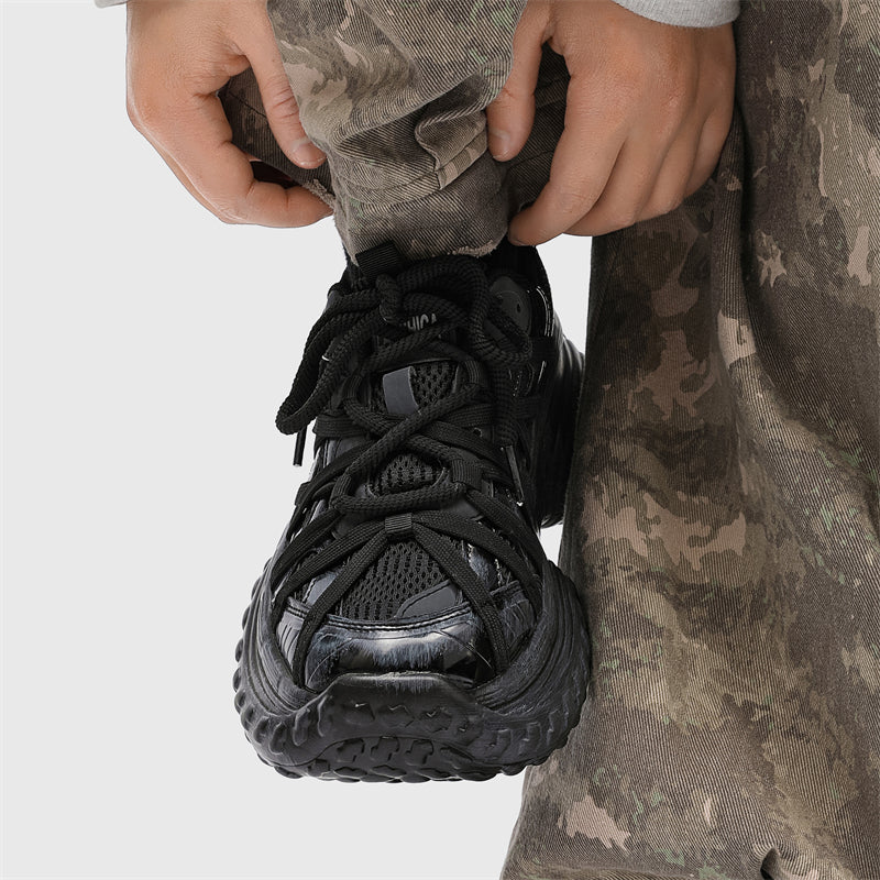 S8888 Black Tire Sneakers